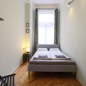 Joseph Boulevard - 3bdr, 2bath, 8ppl , Budapest Ungheria